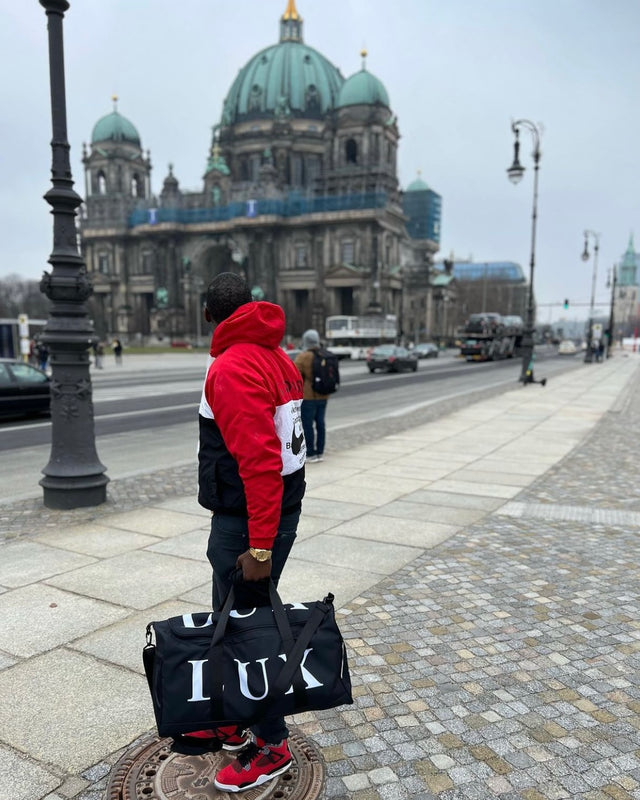 Navy LUX Duffle Bag – Stylish, Durable & Spacious Travel Gym Bag for Men & Women